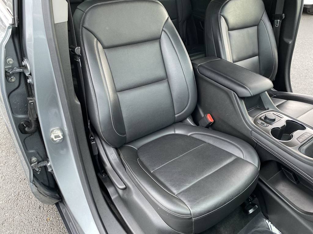 Thumbnail: 2023 GMC Acadia - 10