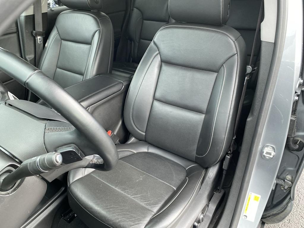 Thumbnail: 2023 GMC Acadia - 9