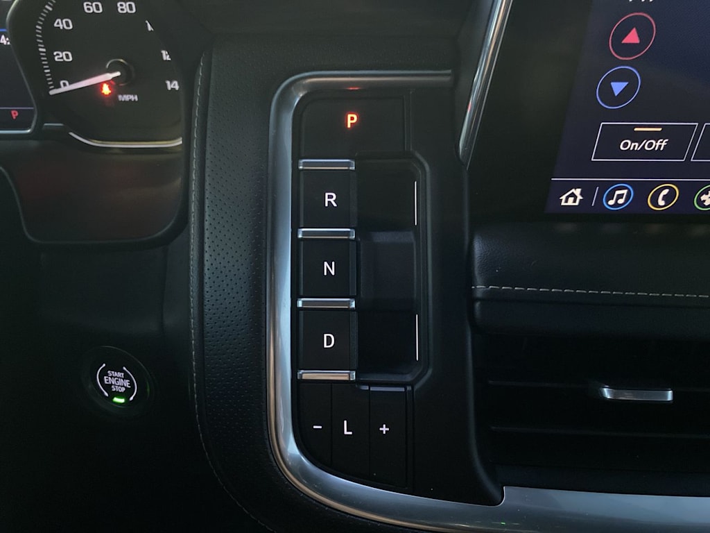 Thumbnail: 2021 GMC Yukon - 24