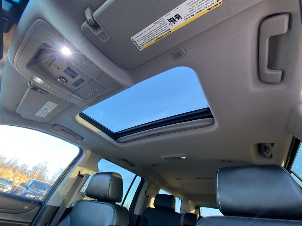 Thumbnail: 2020 GMC Yukon XL - 25