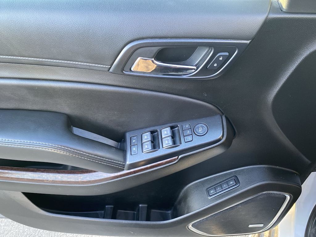 Thumbnail: 2020 GMC Yukon XL - 20