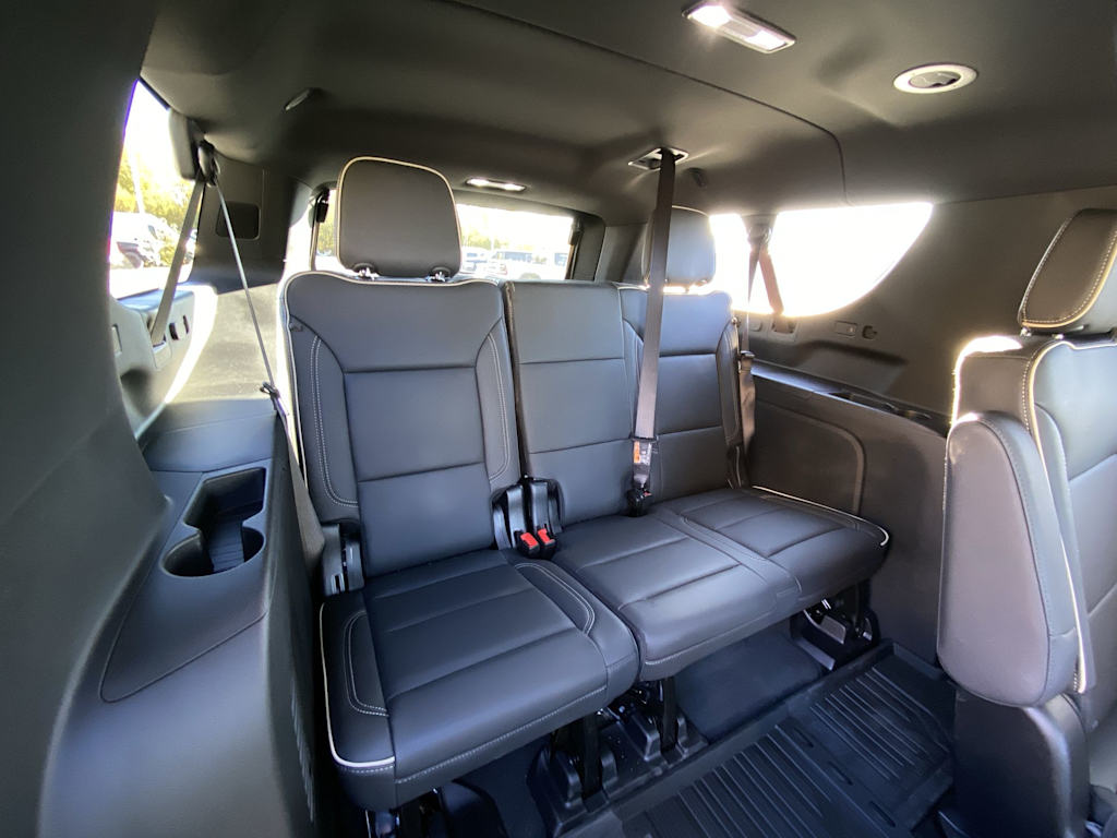 Thumbnail: 2026 GMC Yukon XL - 28