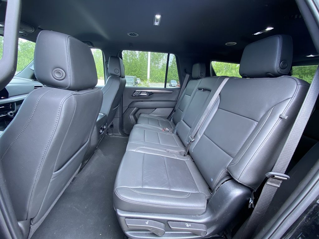 Thumbnail: 2025 Chevrolet Tahoe - 10