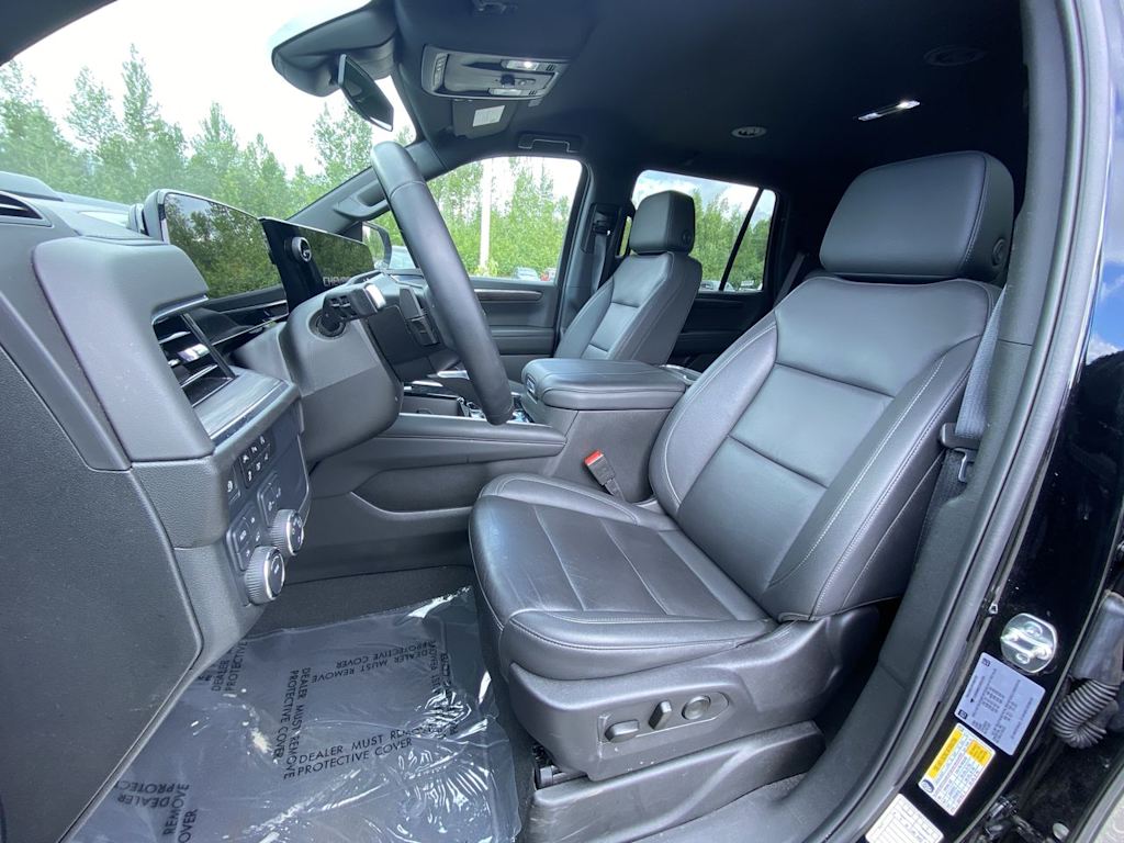 Thumbnail: 2025 Chevrolet Tahoe - 8