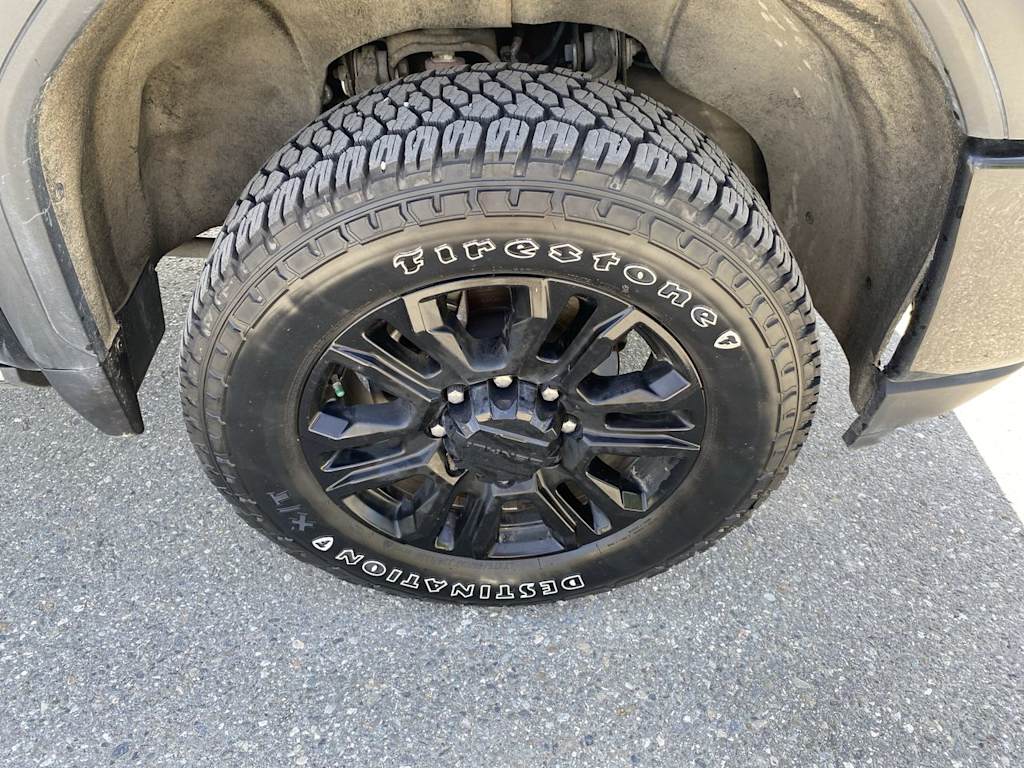 Thumbnail: 2023 GMC Sierra 3500 - 4