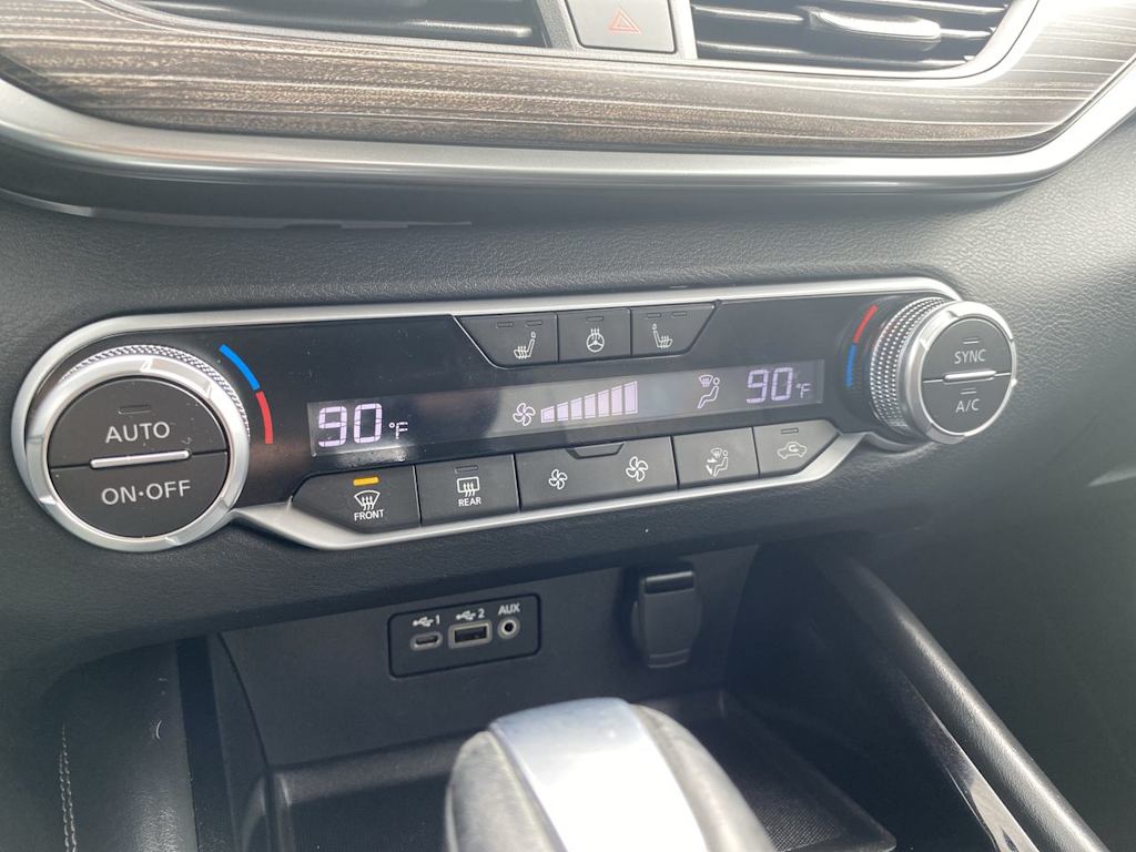 Thumbnail: 2020 Nissan Altima - 24