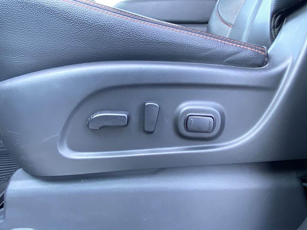 Thumbnail: 2021 Nissan Titan - 22