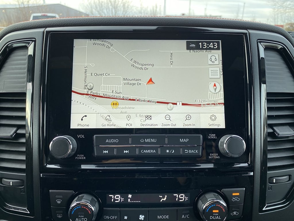 Thumbnail: 2021 Nissan Titan - 25