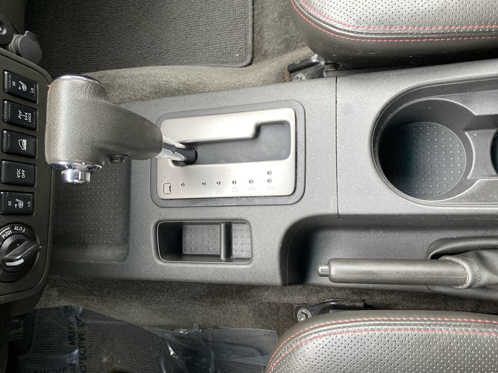 Thumbnail: 2010 Nissan Frontier - 12