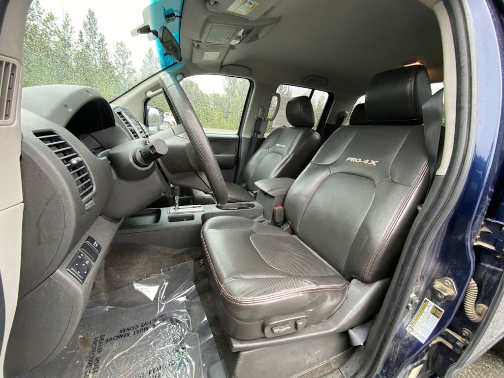 Thumbnail: 2010 Nissan Frontier - 8