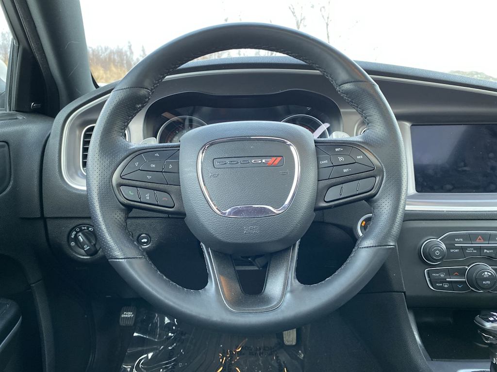 2021 Dodge Charger SXT 2