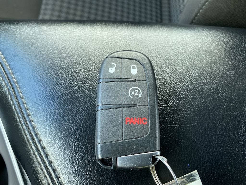 Thumbnail: 2022 Dodge Challenger - 15