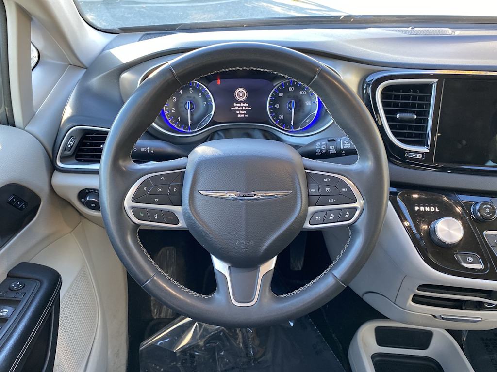 Thumbnail: 2022 Chrysler Pacifica - 2