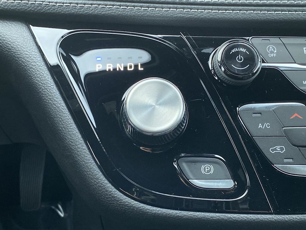 Thumbnail: 2026 Chrysler Pacifica - 22