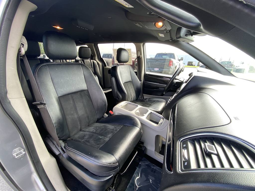 Thumbnail: 2018 Dodge Grand Caravan - 9