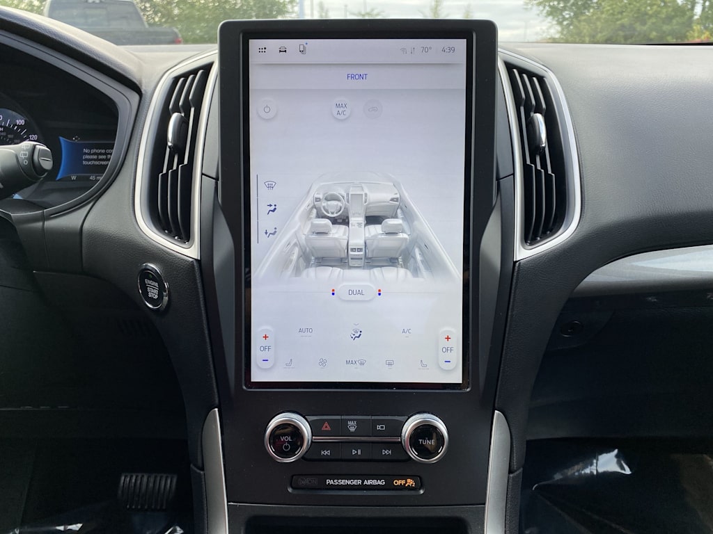 Thumbnail: 2024 Ford Edge - 25