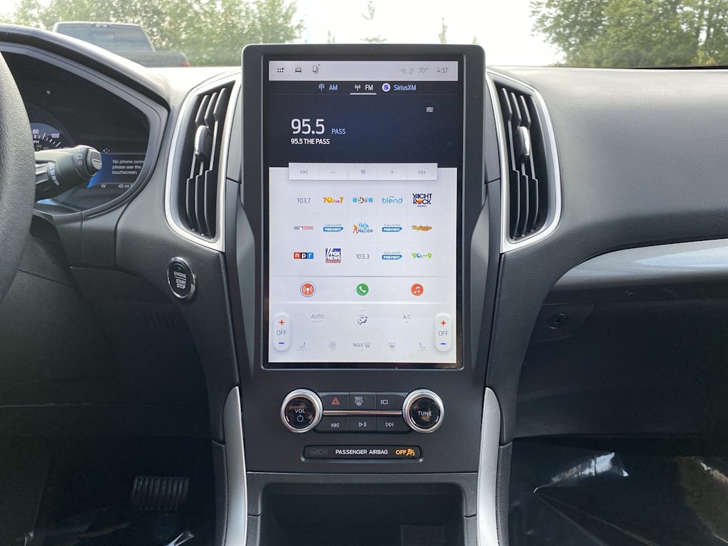 Thumbnail: 2024 Ford Edge - 10