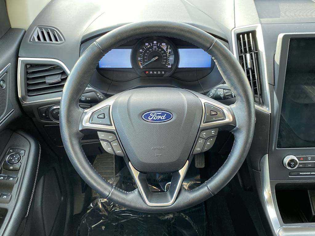 Thumbnail: 2023 Ford Edge - 2