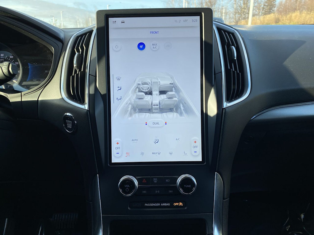 Thumbnail: 2023 Ford Edge - 24