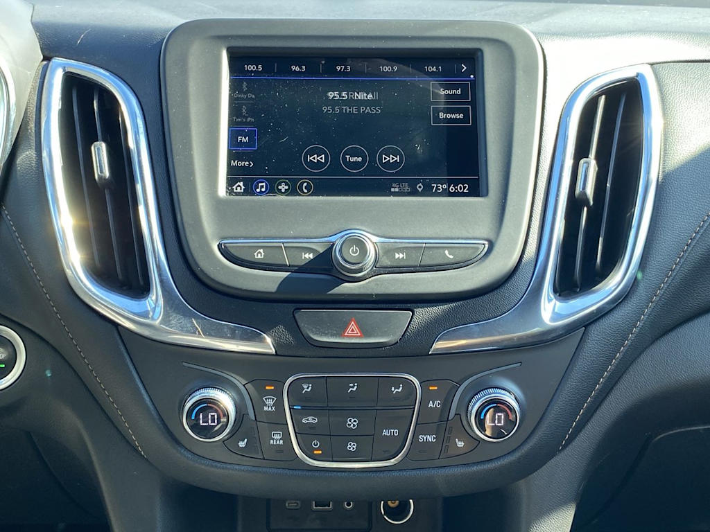 Thumbnail: 2019 Chevrolet Equinox - 10