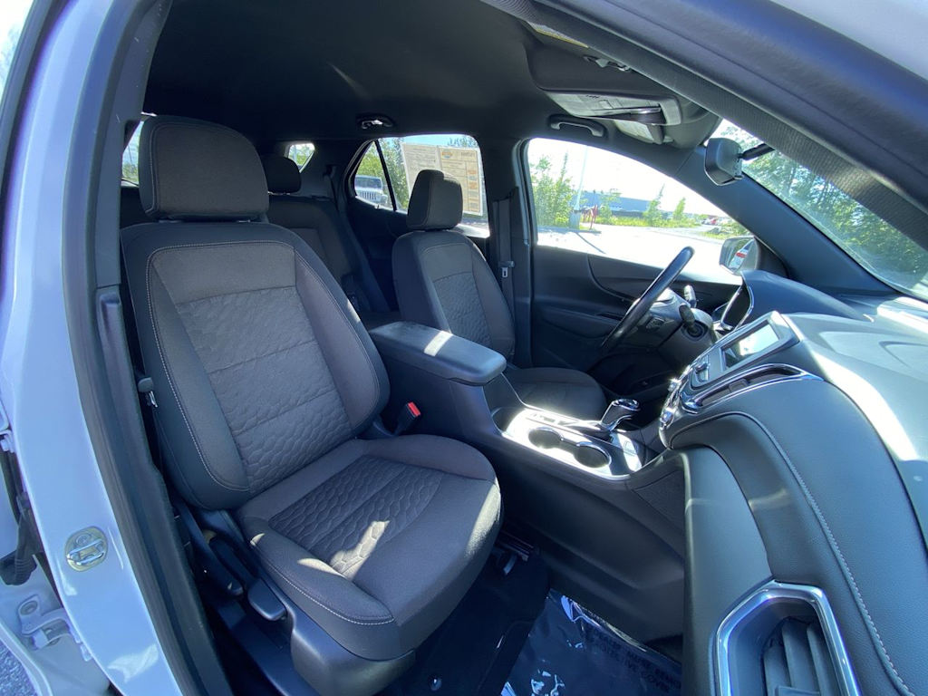 Thumbnail: 2019 Chevrolet Equinox - 8