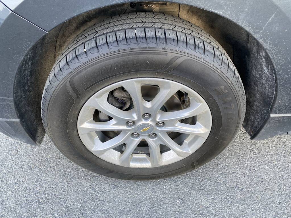 Thumbnail: 2020 Chevrolet Equinox - 6