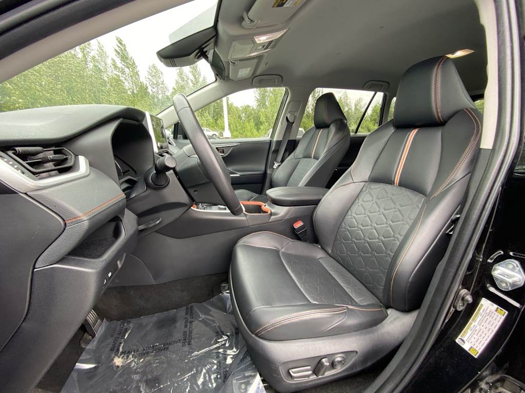 Thumbnail: 2024 Toyota RAV4 - 8