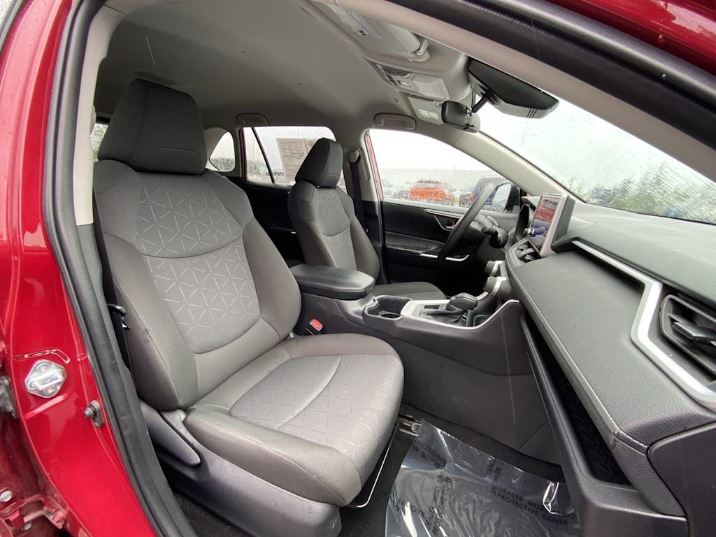 Thumbnail: 2025 Toyota RAV4 - 9