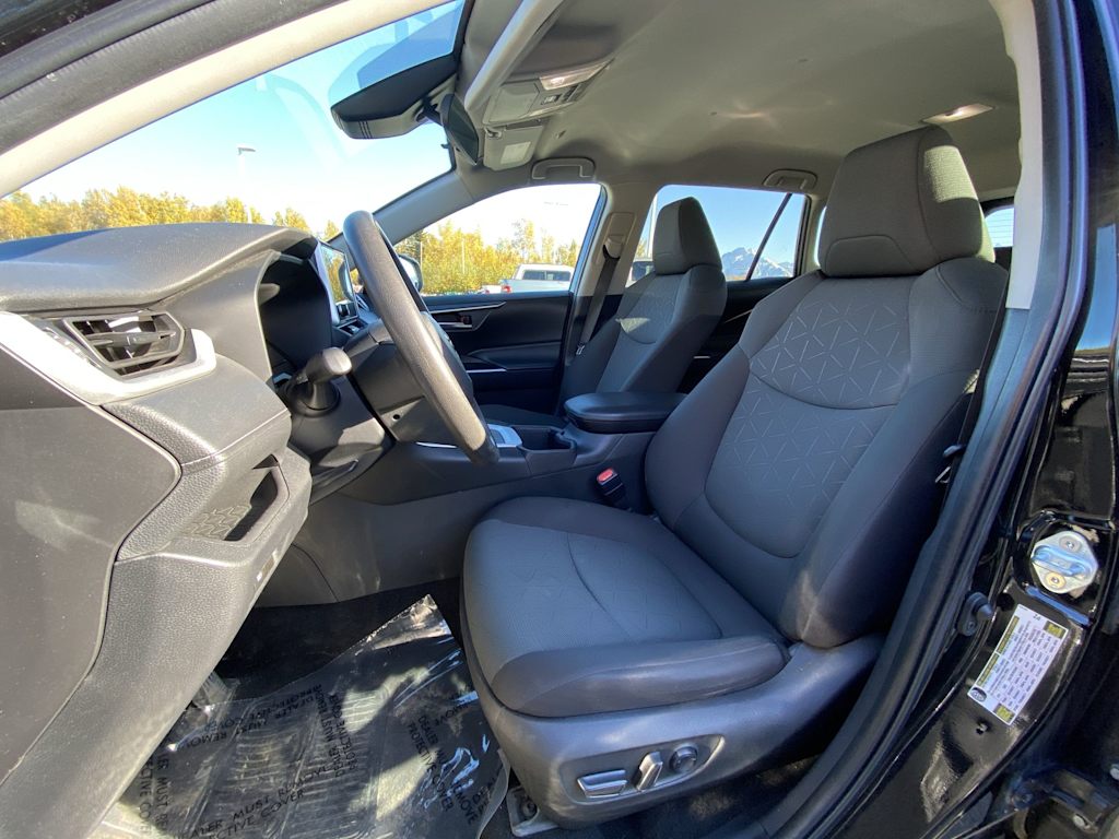 Thumbnail: 2023 Toyota RAV4 - 7