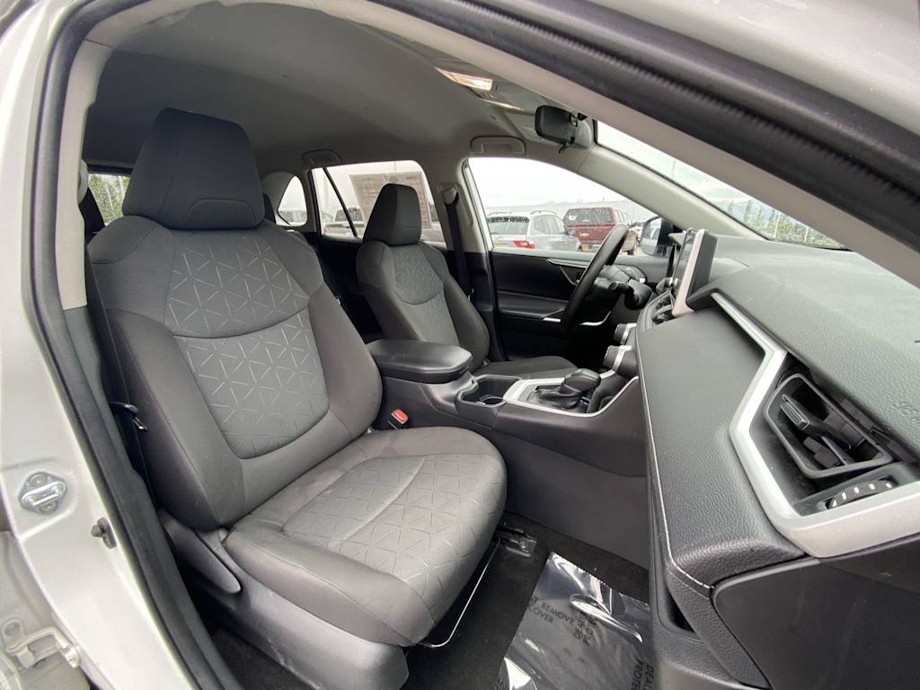 Thumbnail: 2023 Toyota RAV4 - 9