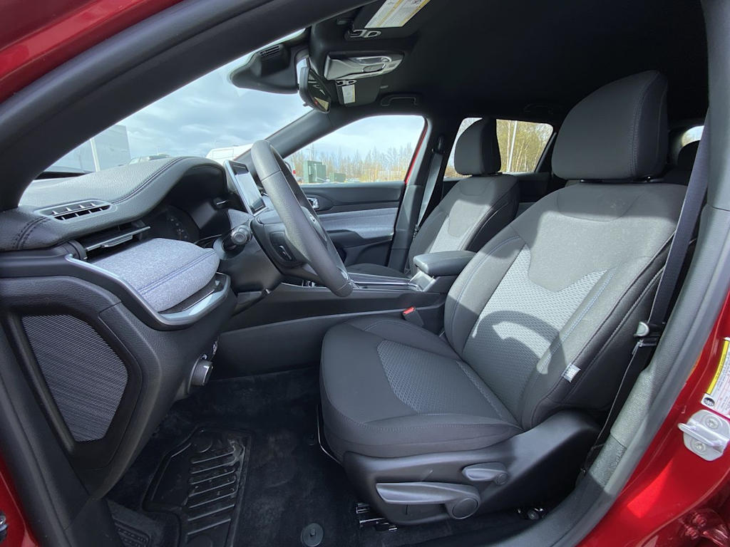 2025 Jeep Compass Sport 6