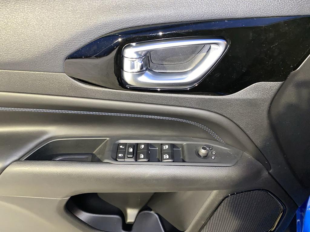 Thumbnail: 2026 Jeep Compass - 23