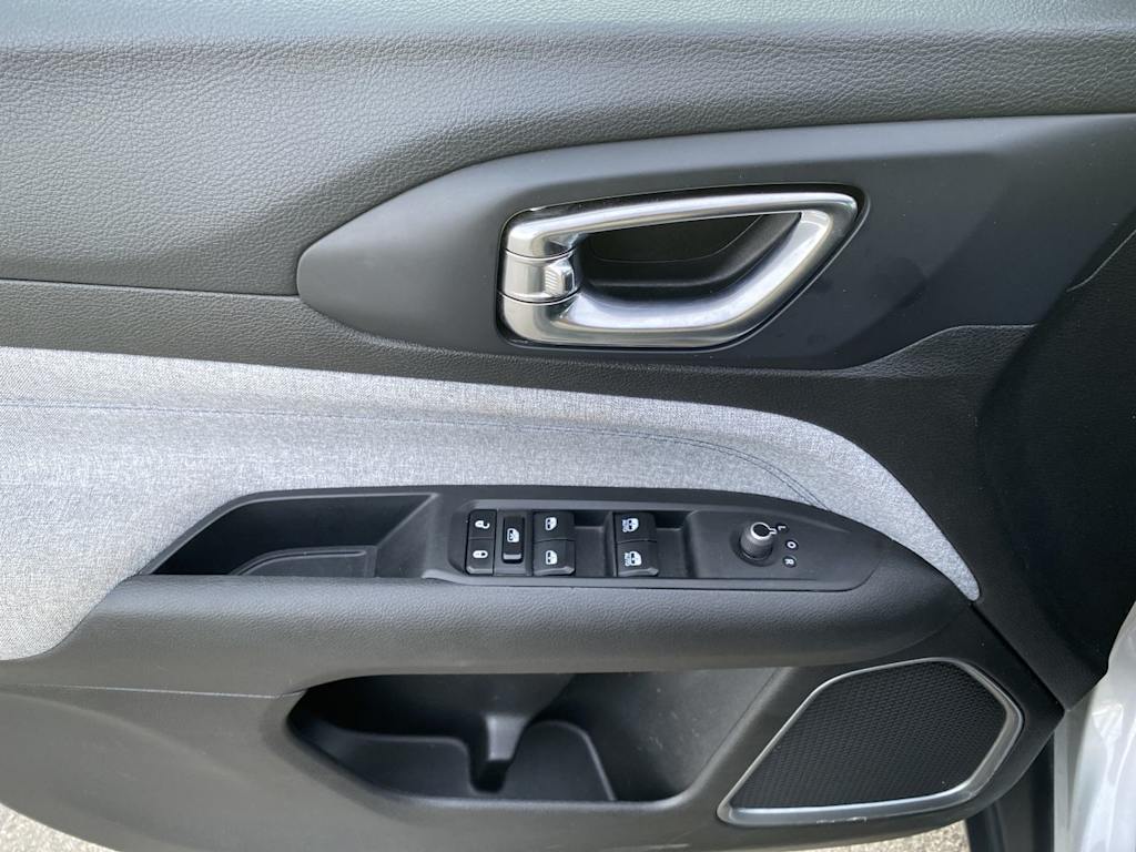 Thumbnail: 2024 Jeep Compass - 27