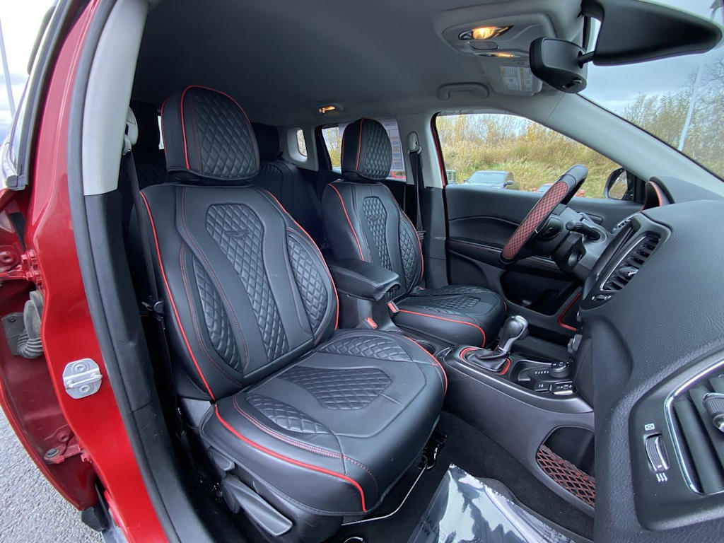 Thumbnail: 2020 Jeep Compass - 9