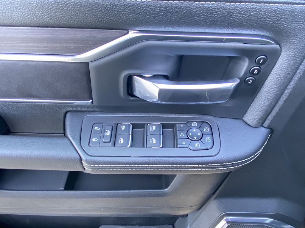 Thumbnail: 2026 RAM 2500 - 25