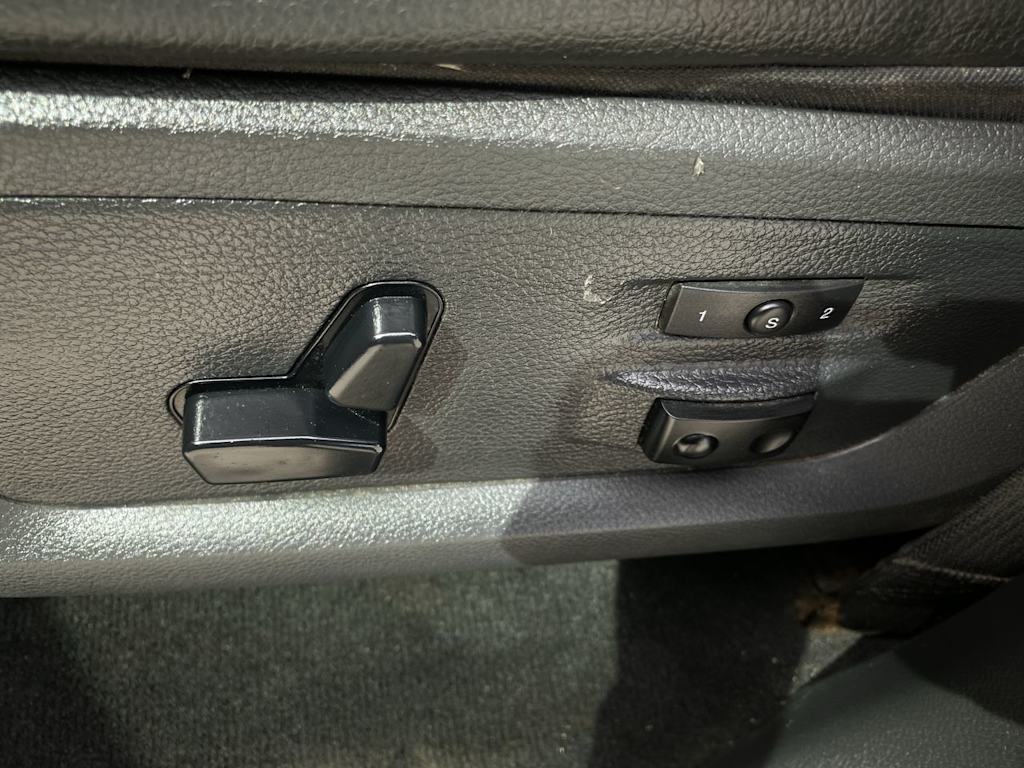 Thumbnail: 2010 Dodge Ram 3500 - 19