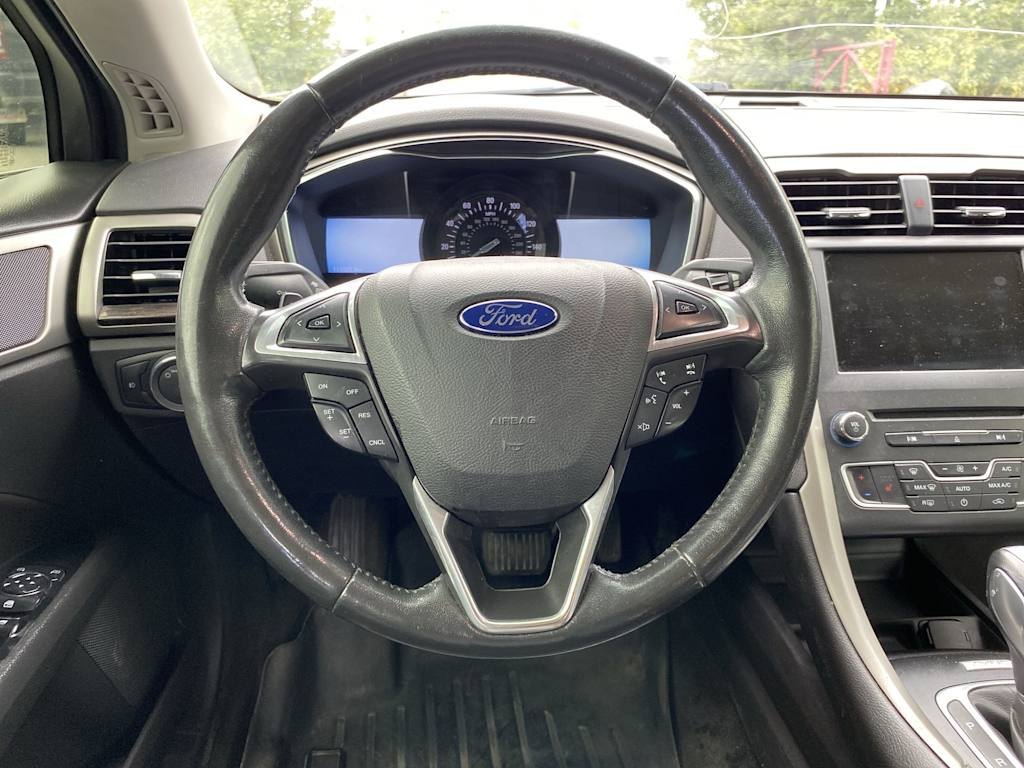 Thumbnail: 2016 Ford Fusion - 2
