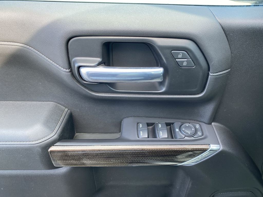 Thumbnail: 2020 Chevrolet Silverado 1500 - 26
