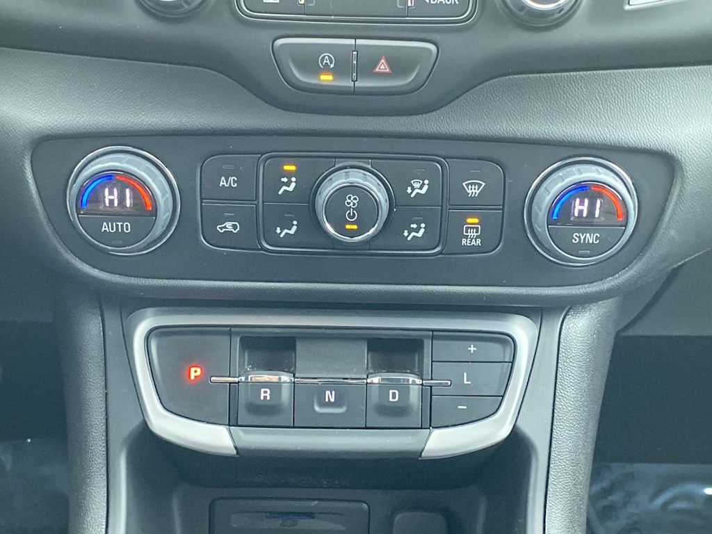 Thumbnail: 2024 GMC Terrain - 23