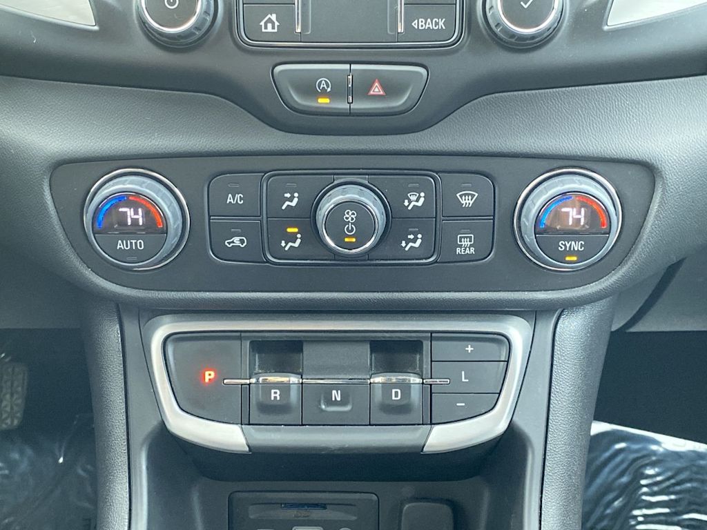 Thumbnail: 2024 GMC Terrain - 22