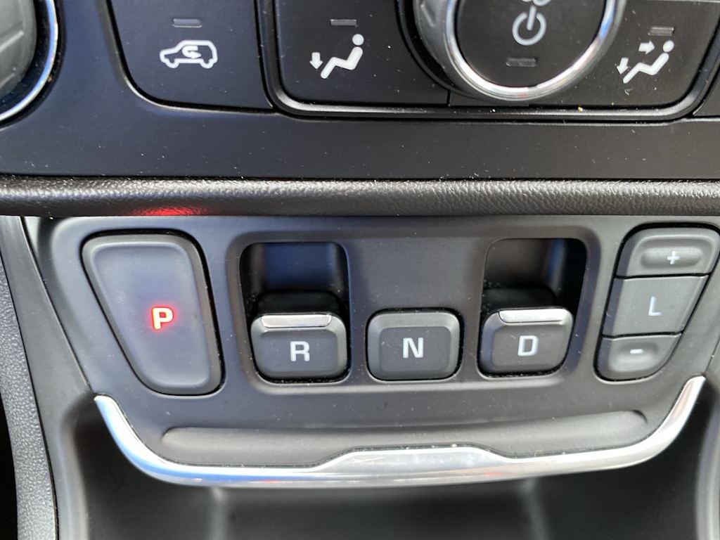Thumbnail: 2020 GMC Terrain - 27