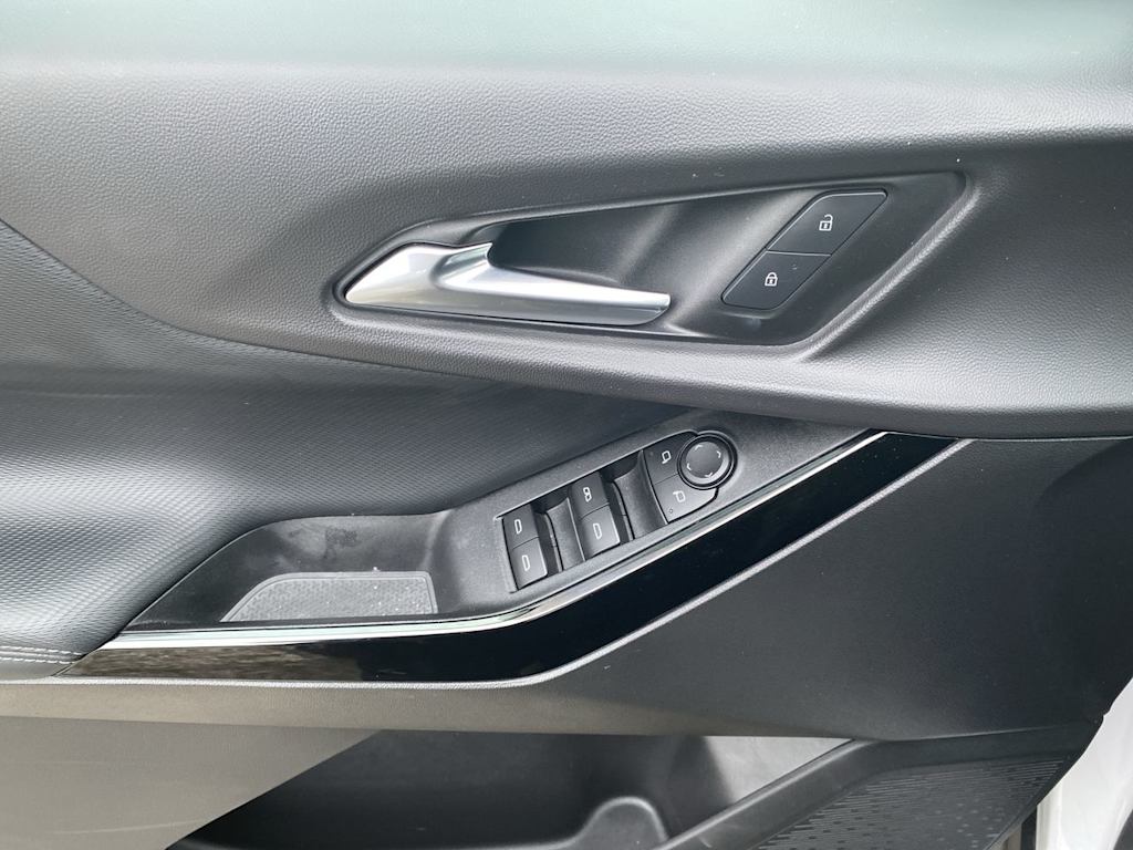 Thumbnail: 2025 Chevrolet Equinox - 19