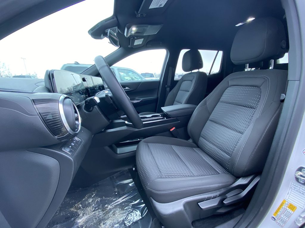 Thumbnail: 2025 Chevrolet Equinox - 8