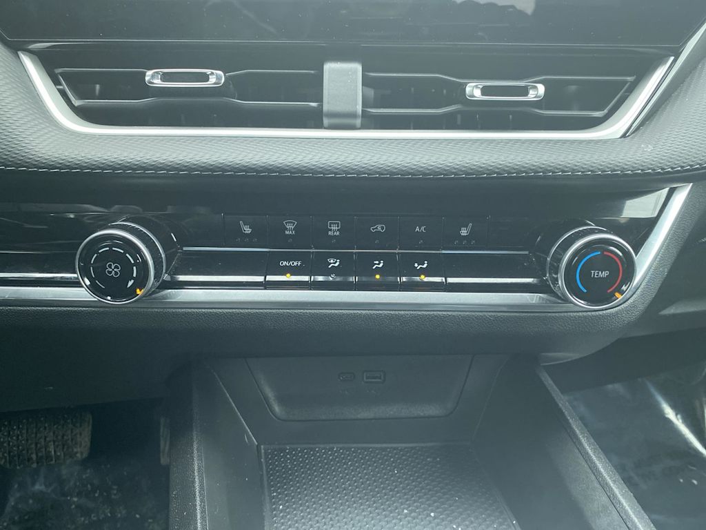 Thumbnail: 2025 Chevrolet Equinox - 22