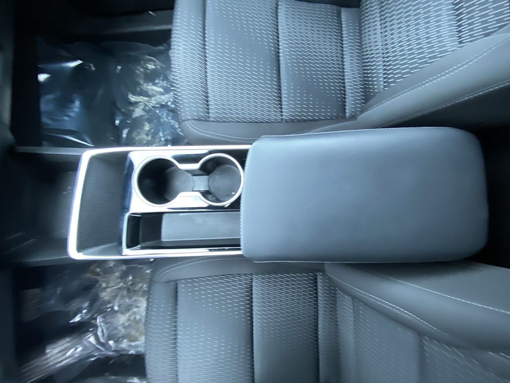 Thumbnail: 2025 Chevrolet Equinox - 24