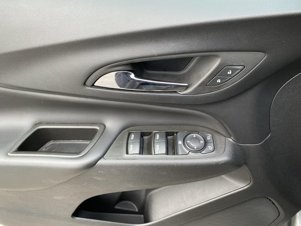 Thumbnail: 2023 Chevrolet Equinox - 19
