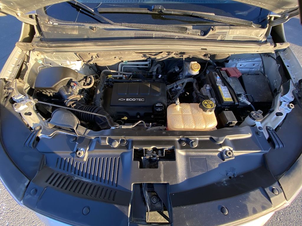 Thumbnail: 2018 Chevrolet Trax - 8