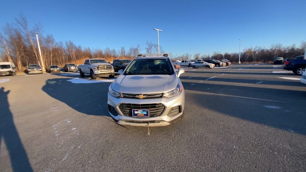 Thumbnail: 2018 Chevrolet Trax - 6