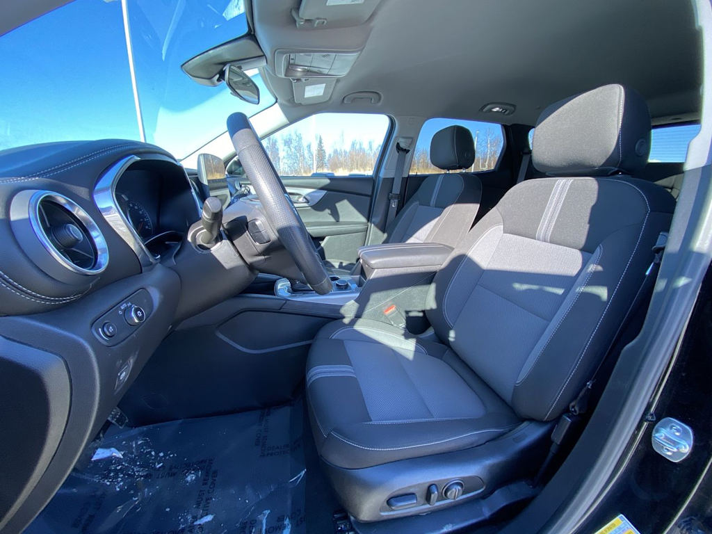 Thumbnail: 2025 Chevrolet Blazer - 8