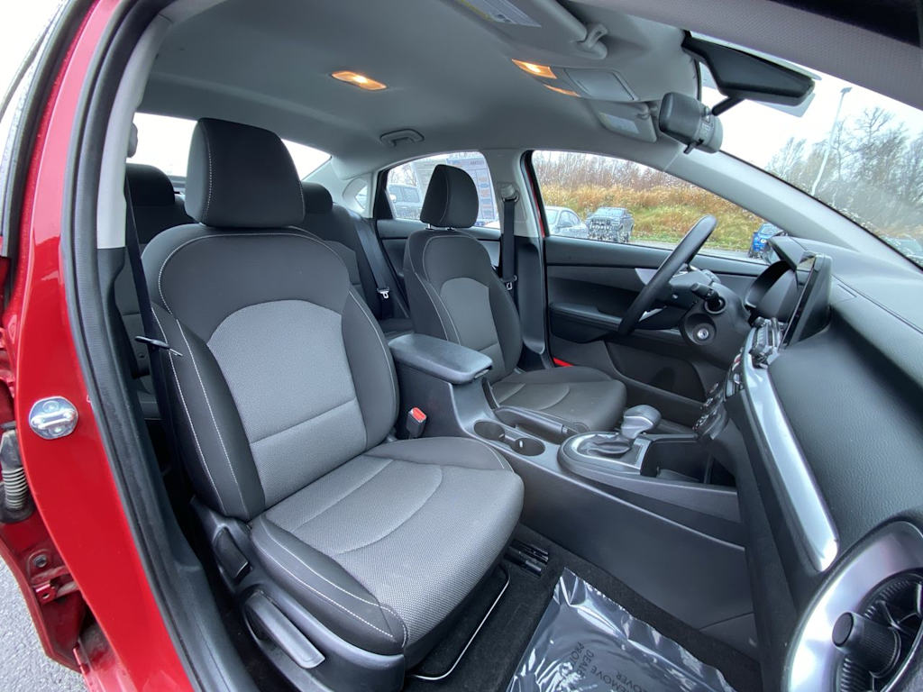 Thumbnail: 2023 Kia Forte - 24